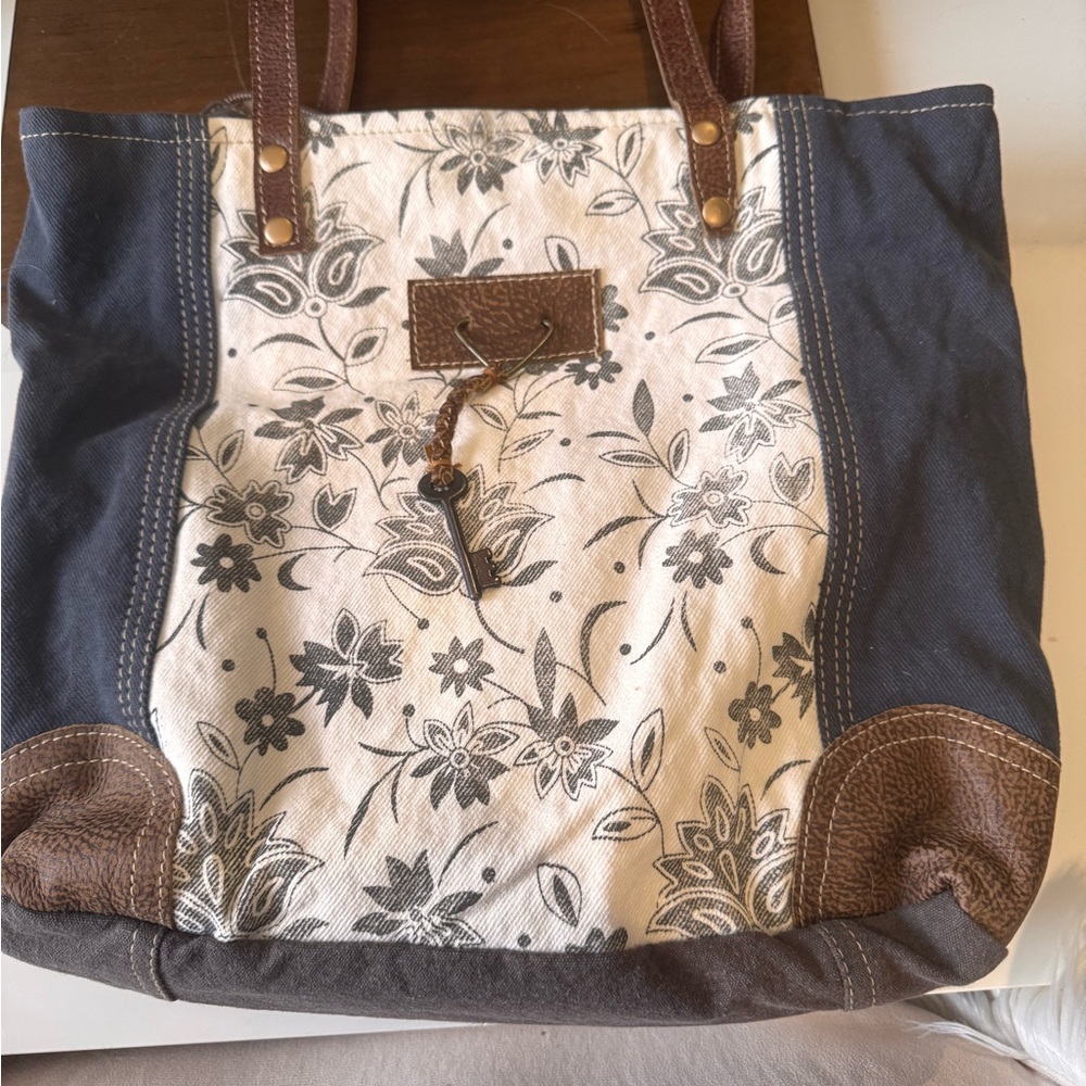 Myra Bag Floral Canvas Tote - Blue and Brown Brand new, never used